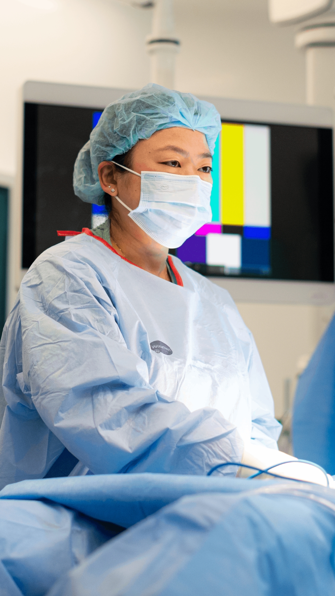 Dra. Fernanda Okita operando